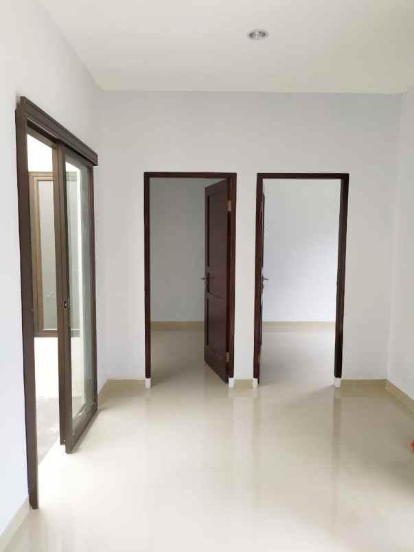 rumah jl mandor basar