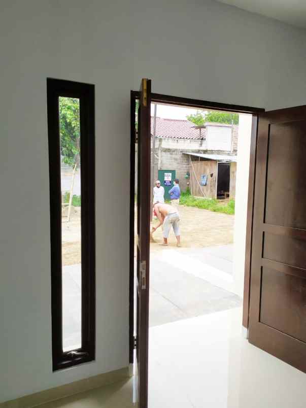 rumah jl mandor basar