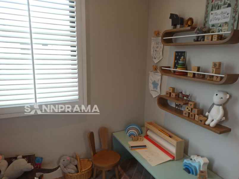 rumah jln raya pondok cabe