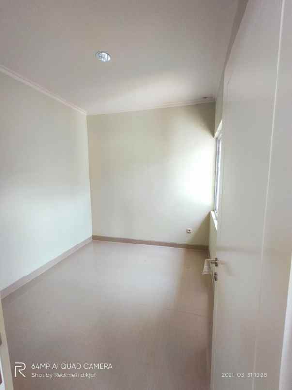 rumah jln raya siliwangi