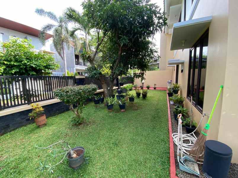 rumah jual di citra gran cibubur
