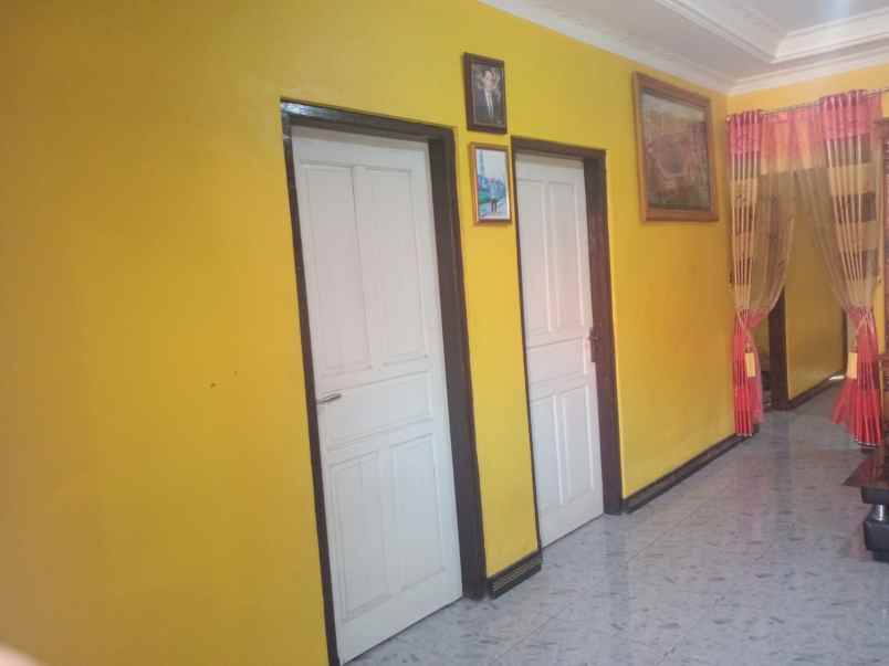 rumah kampung siap huni dan strategis