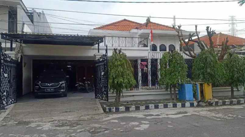 rumah kertajaya indah strategis garasi carport 4 mobil