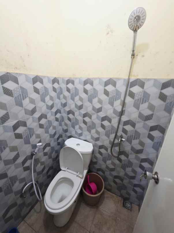 rumah kos di daerah suhat dekat kampus ub