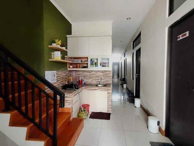 rumah kost potensial di pusat kota free dp