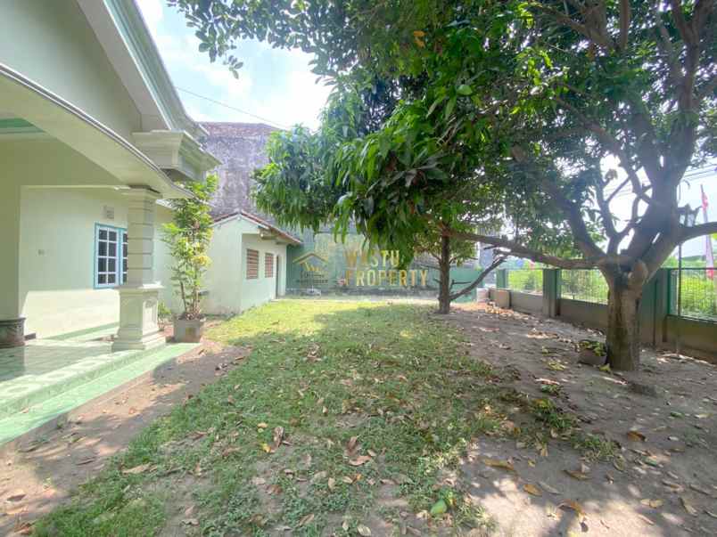 rumah lama secondary tanah luas di berbah shm lengkap