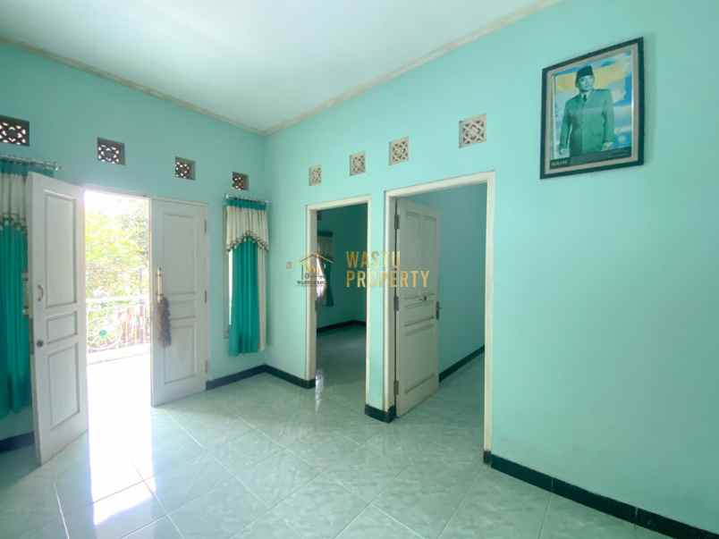 rumah lama secondary tanah luas di berbah shm lengkap