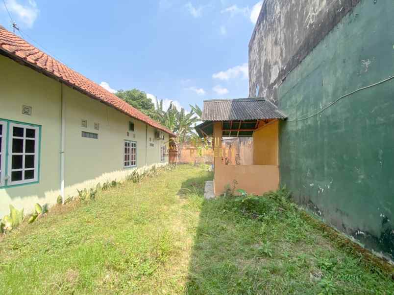 rumah lama secondary tanah luas di berbah shm lengkap