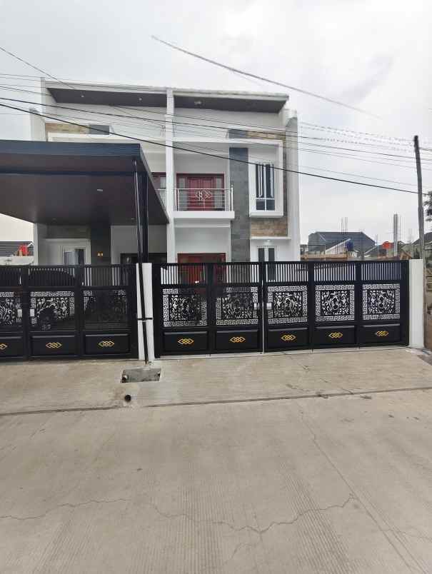 rumah lantai 2 cisaranten arcamanik kota bandung