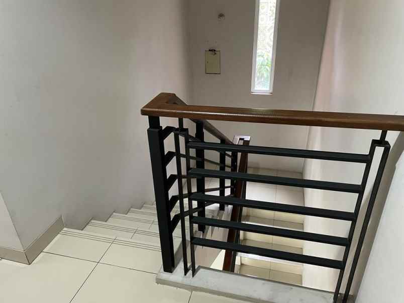 rumah lebar 8 murah dekat mall di summarecon bekasi