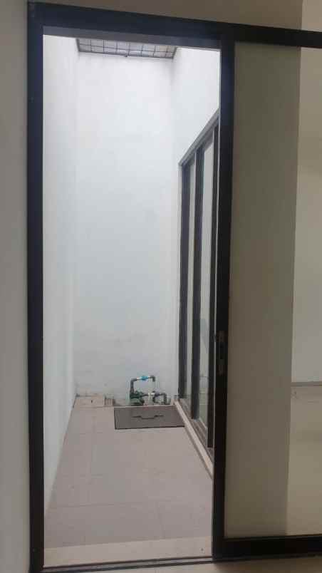 rumah lebar 8 murah dekat mall di summarecon bekasi