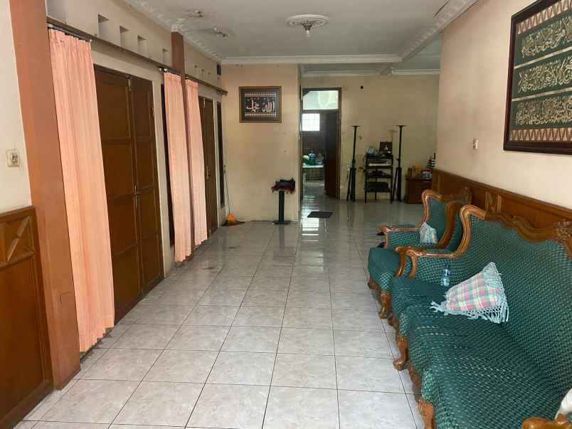 rumah luas dan kosan 20 kamar di kota bandung