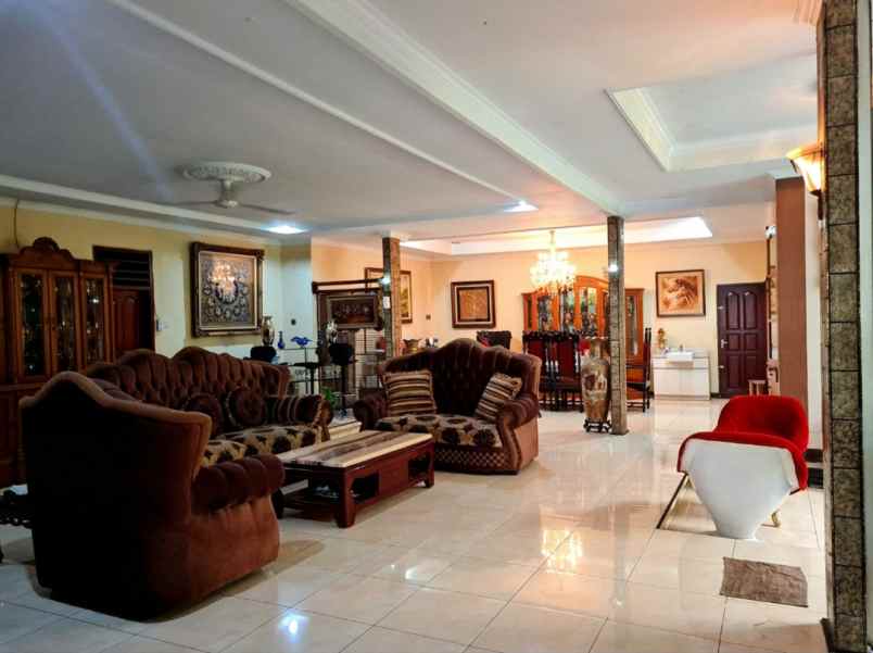 rumah luas di kavling dki pondok kelapa jakarta timur