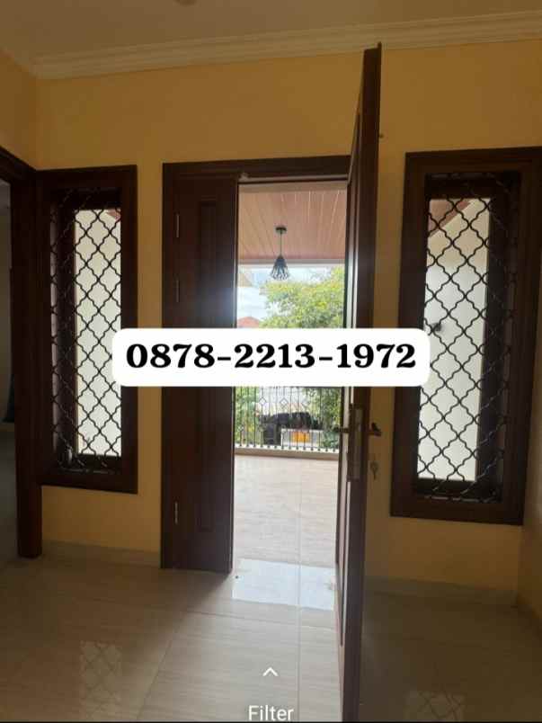 rumah lux mewah di cikutra dekat ke pusdai