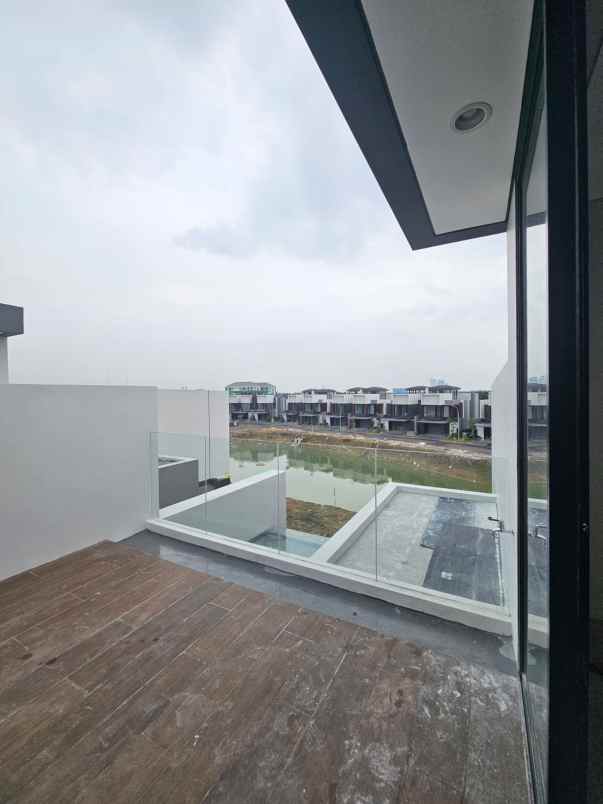 rumah lux minimalis semi furnished