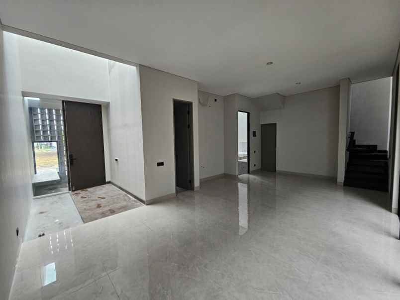 rumah lux minimalis semi furnished