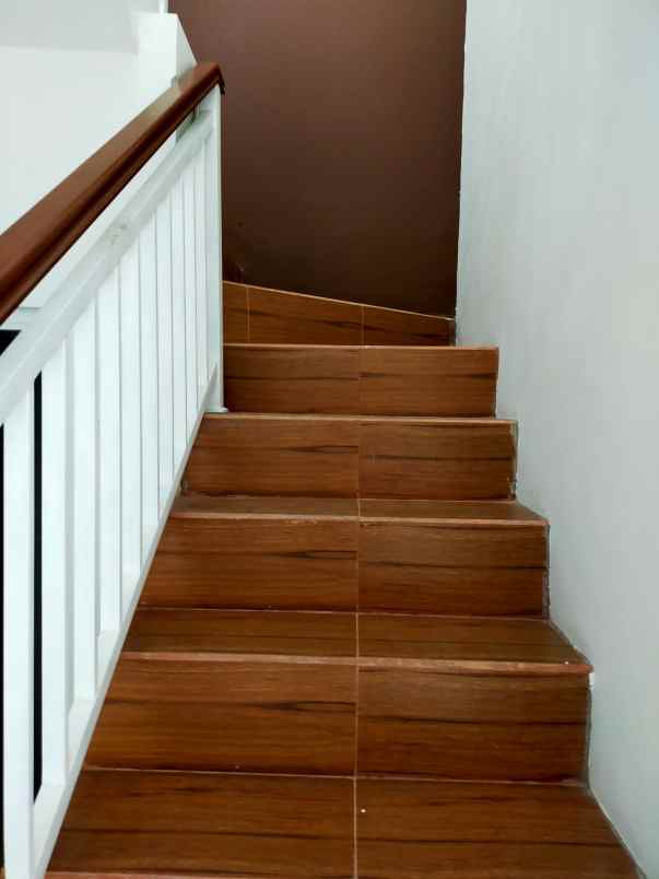 rumah mampang pancoran mas depok