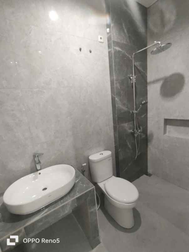 rumah manyar tirtoyoso new minimalis