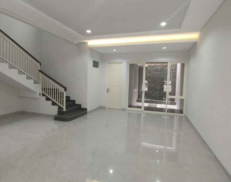 rumah manyar tirtoyoso new minimalis