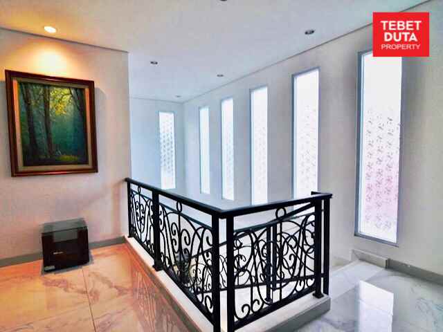 rumah menteng