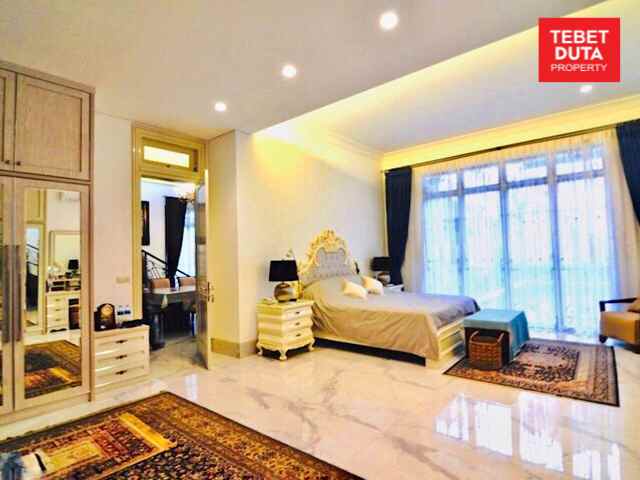 rumah menteng