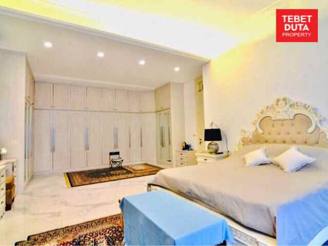 rumah menteng