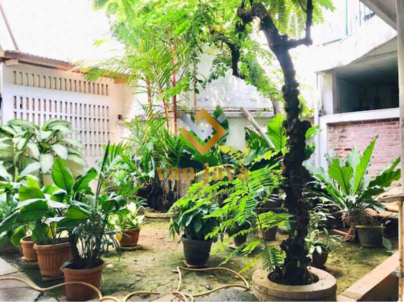 rumah menteng