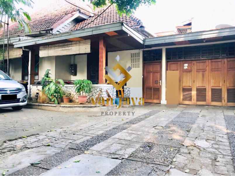 rumah menteng