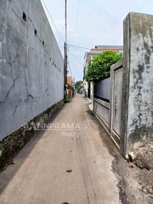 rumah mewah 2 lantai ada pool di tanah baru depok iml