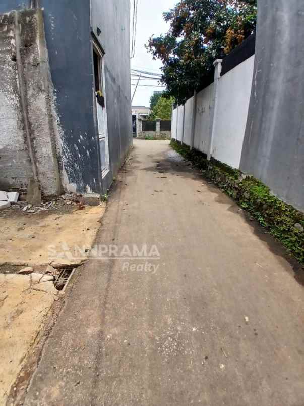 rumah mewah 2 lantai ada pool di tanah baru depok iml