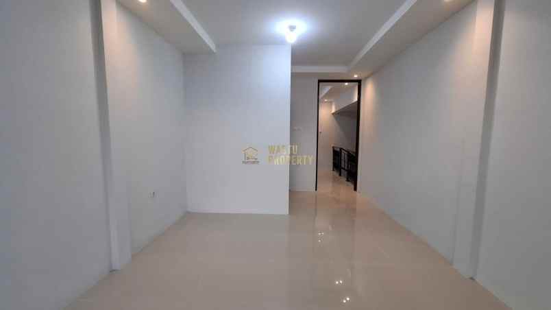 rumah mewah 2 lantai harga terjangkau siap huni 1 unit