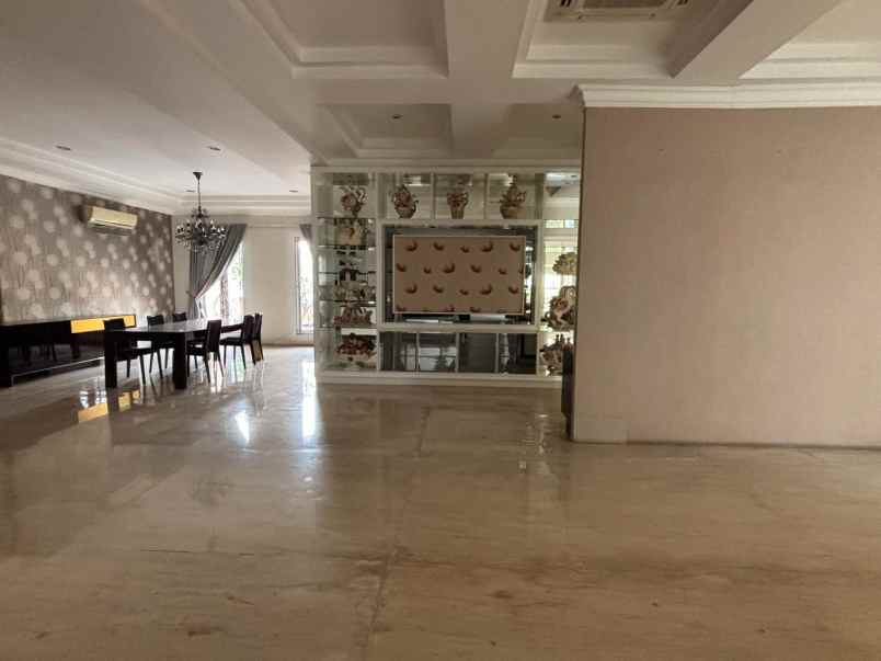 rumah mewah di bukit gading mediterania kelapa gading