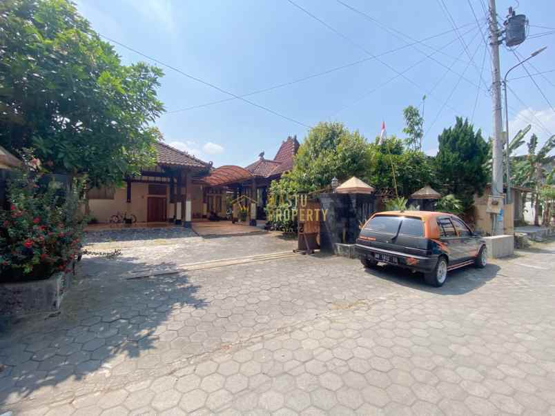 rumah mewah di pleret bantul tanah luas akses mudah