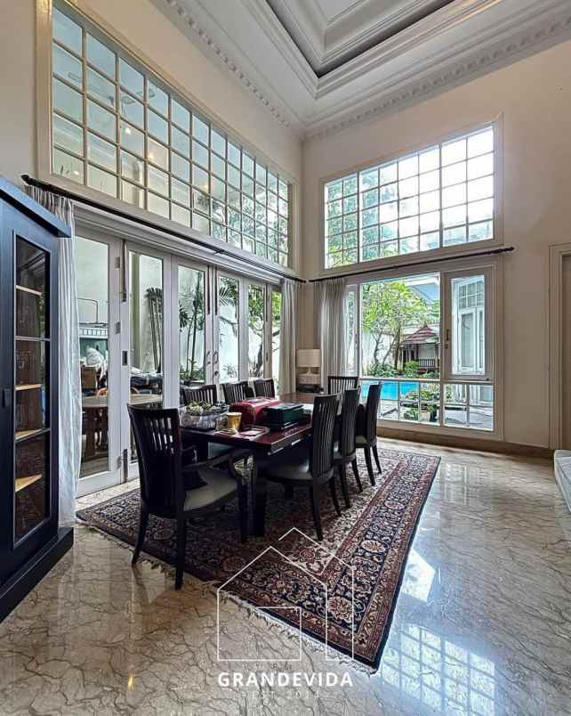 rumah mewah full furnish di cilandak jakarta selatan