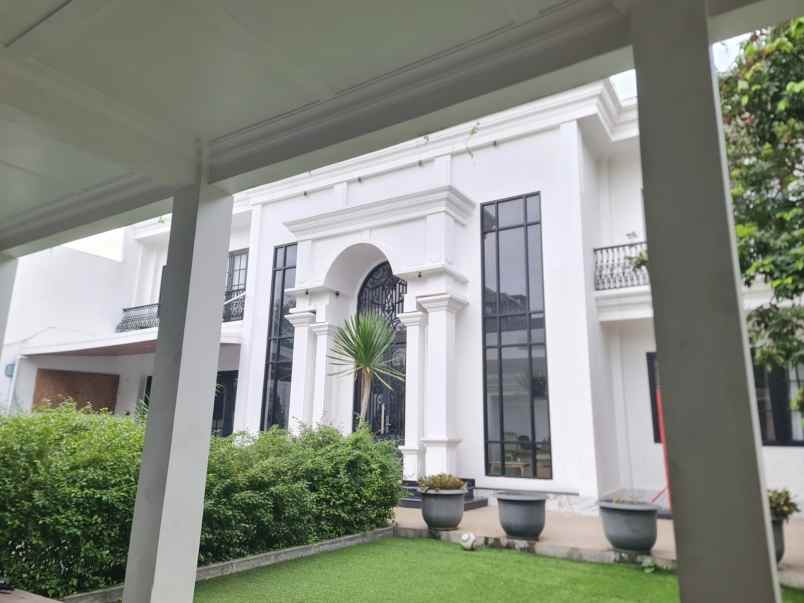rumah mewah kuldesak di komplek bulog jatiwarna bekasi