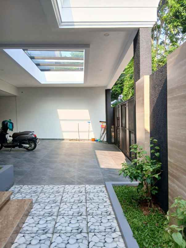 rumah mewah modern design 2 lantai di jakarta selatan
