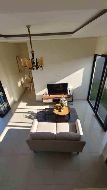 rumah mewah modern free all biaya lokasi cemorokandang
