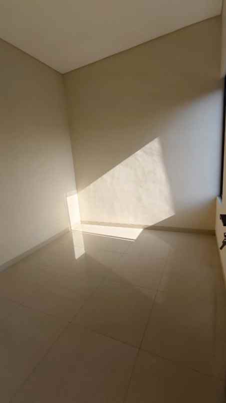rumah mewah modern free all biaya lokasi cemorokandang