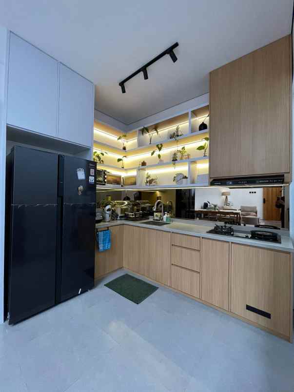 rumah mewah semi furnish dekat sleman city hall mall