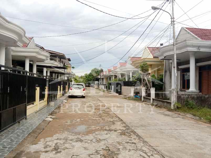 rumah minimalis bangunan baru kawasan bebas banjir