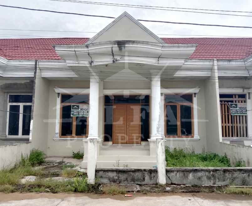 rumah minimalis bangunan baru kawasan bebas banjir