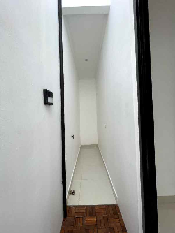 rumah modern clasic di tengah kota bogor