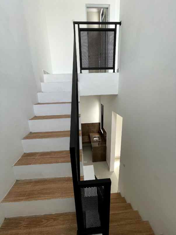 rumah modern clasic di tengah kota bogor