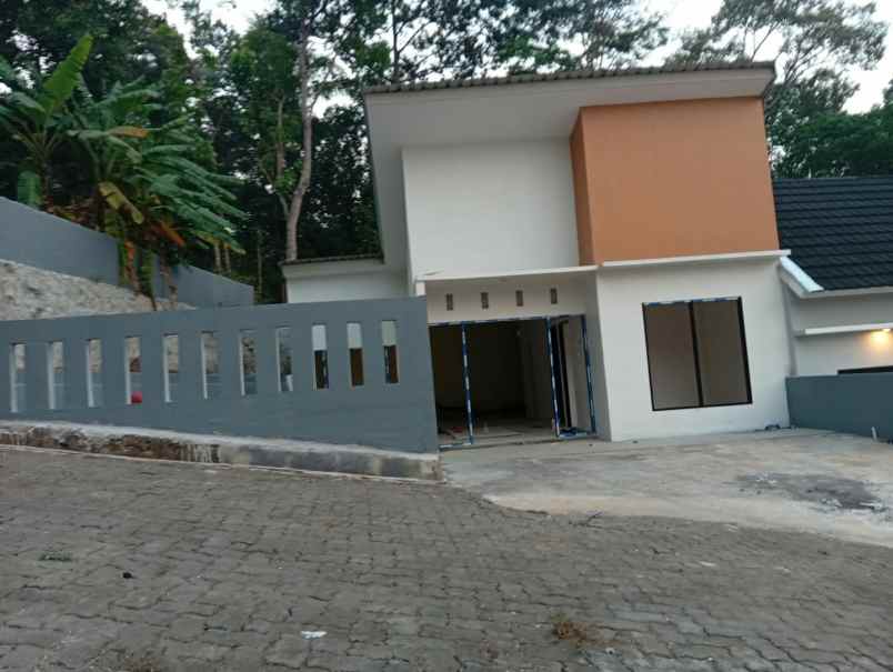 rumah modern shm ready siap huni bisa kpr