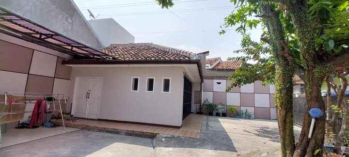 rumah modern tanimulya ngamprah bandung barat