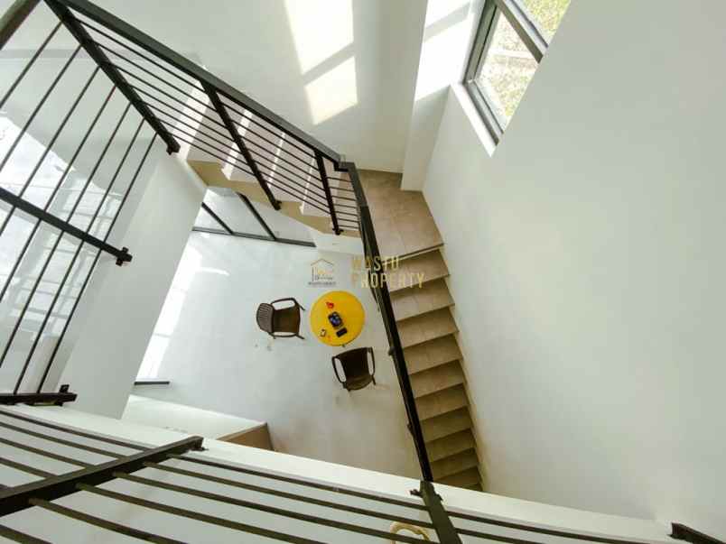 rumah modern tropis siap huni di potorono hanya 1 unit