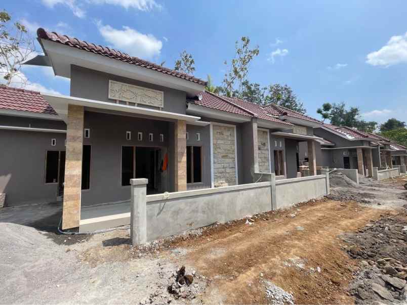rumah murah 350 juta di moyudan sleman