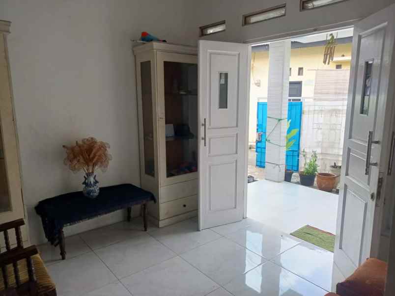 rumah murah second perkampungan di harjamukti depok