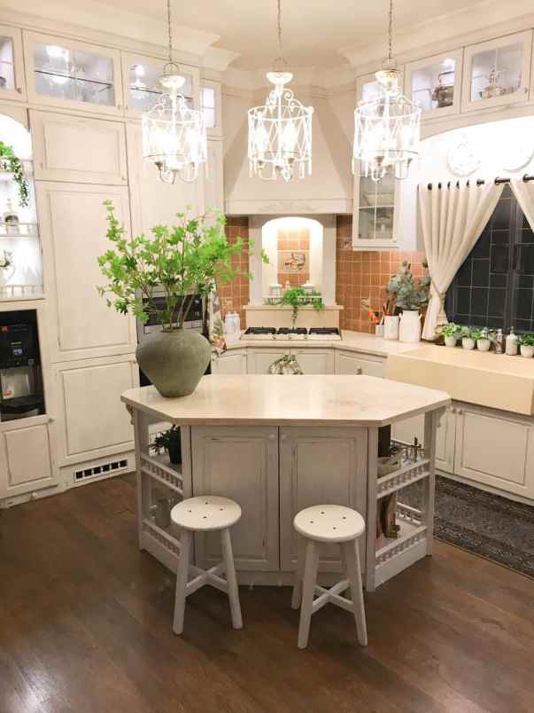 rumah nuansa villa di cinangka sawangan kota depok