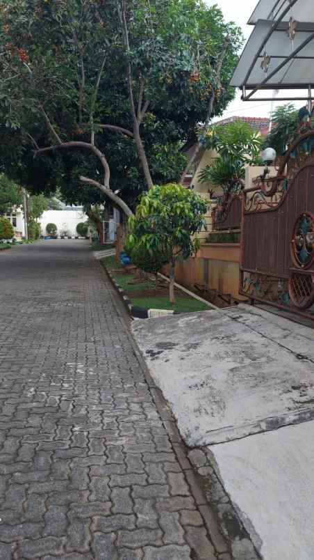rumah nyaman dan luas mega bukit mas banyumanik